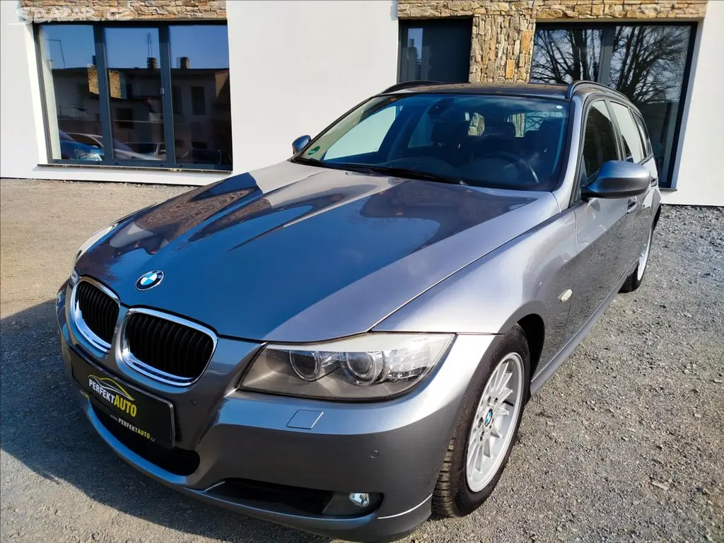 BMW Řada 3, 2,0 320i 125kW, NAVI, Automat
